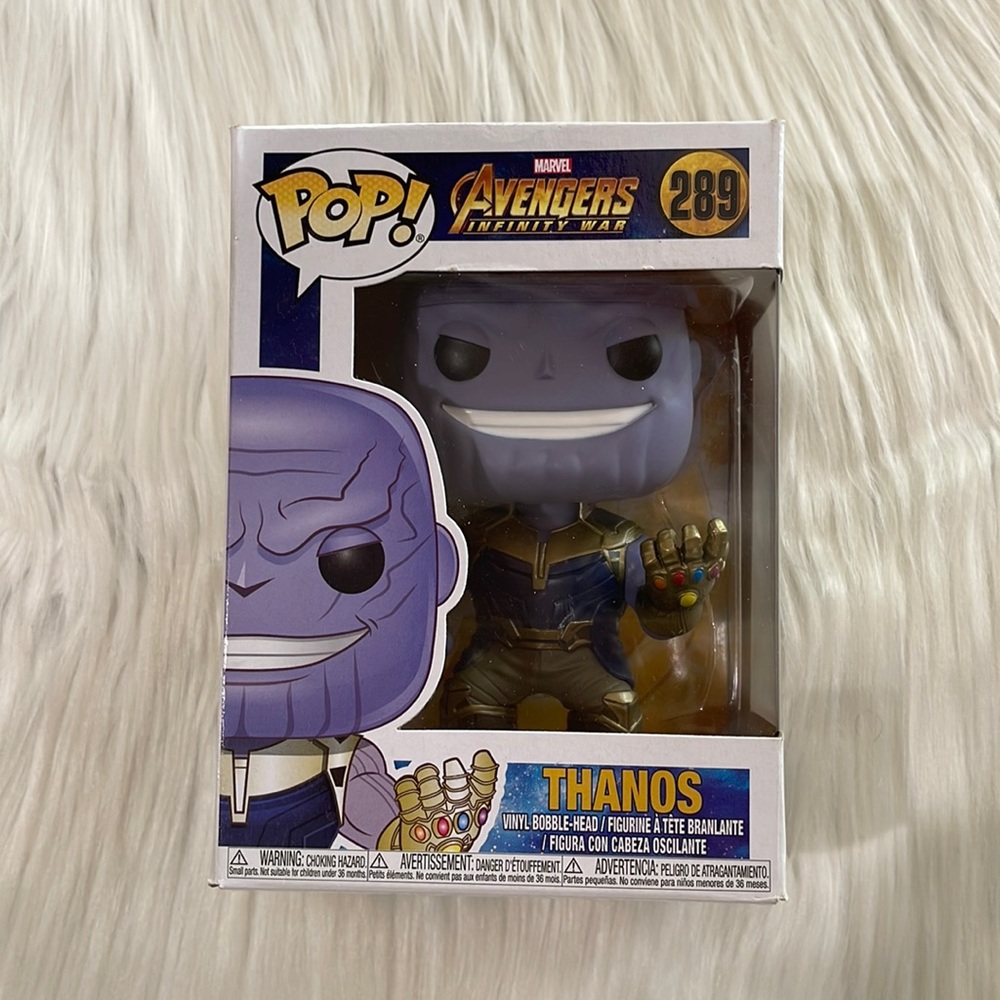 FUNKO!!  pop Avengers Thanos model toy ornaments
